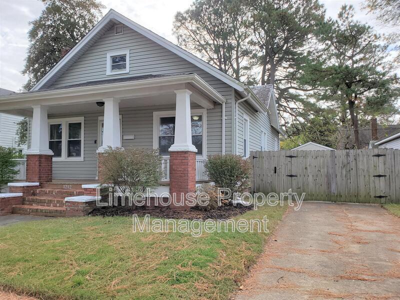 1212 Wilbur Ave in Chesapeake, VA - Building Photo