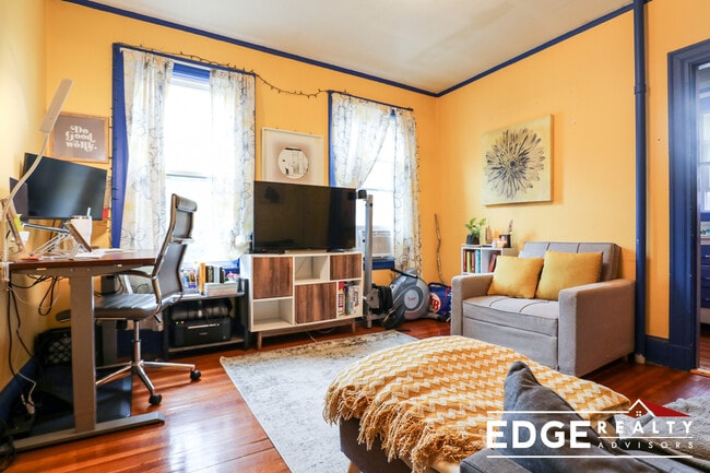 property at 35 Palmer St