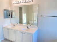 6027 Pennworth Ln photo'