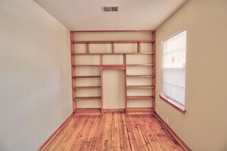 1027 Stonecrest Dr in Houston, TX - Building Photo - Building Photo