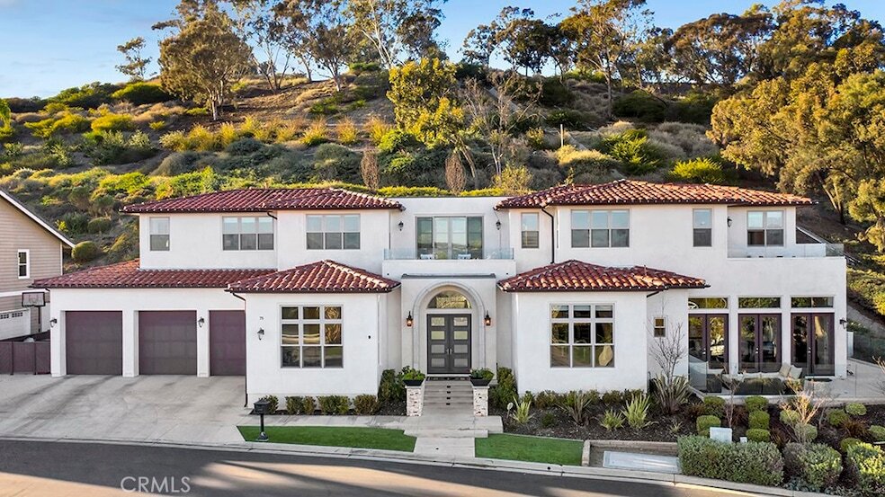 75 Marbella in San Clemente, CA - Building Photo