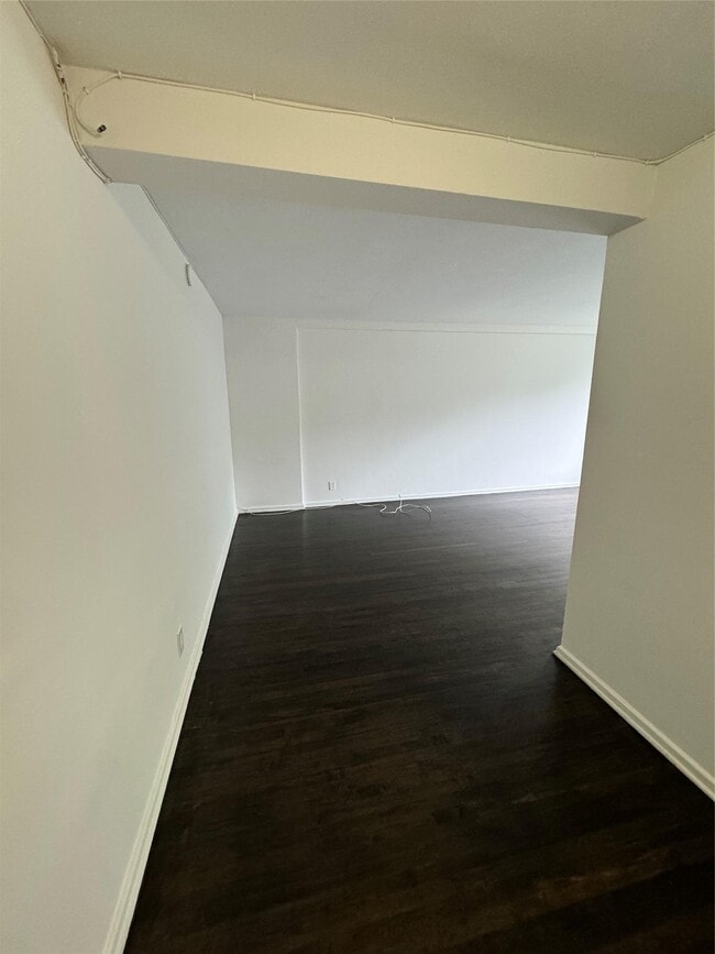 59 Old Mamaroneck Rd in White Plains, NY - Building Photo - Building Photo
