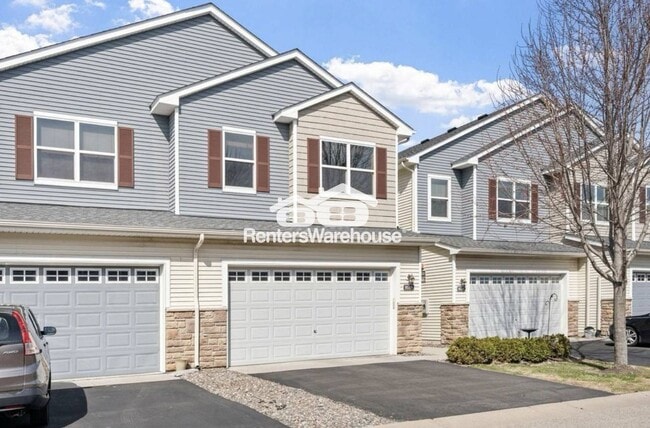 9518 Roosevelt Dr in Chanhassen, MN - Building Photo - Building Photo