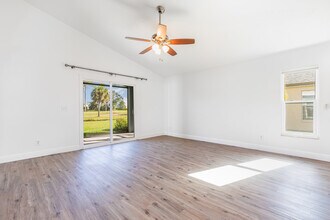 6124 Bobby Jones Ct in Palmetto, FL - Building Photo - Building Photo