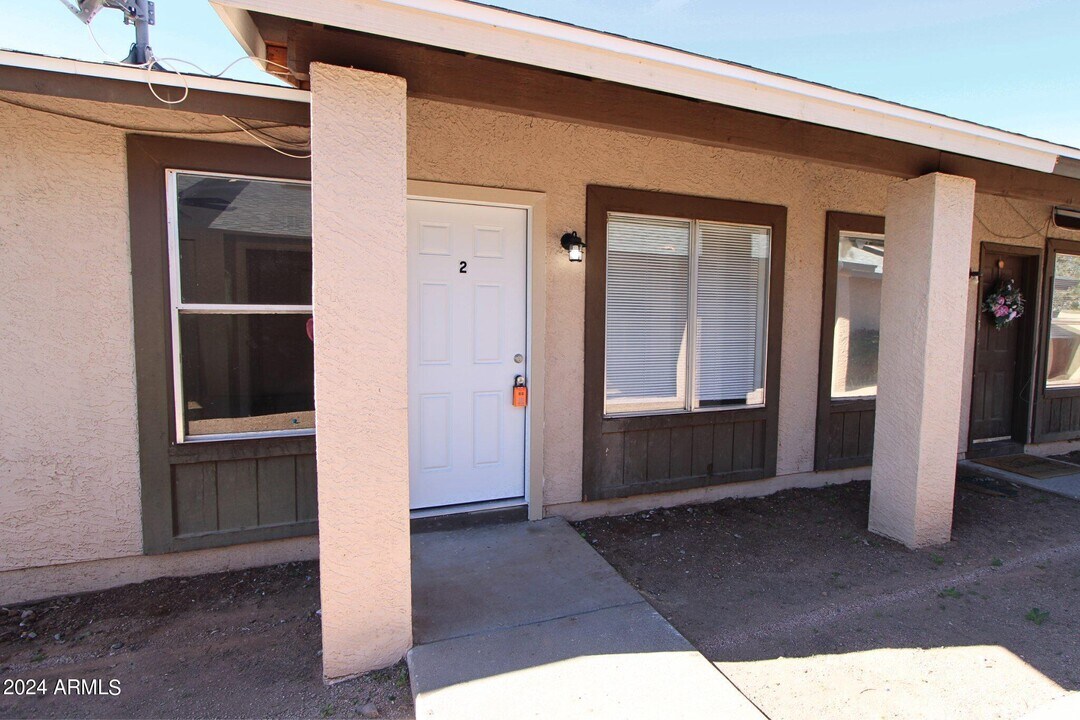 112 W Inglewood St in Mesa, AZ - Building Photo