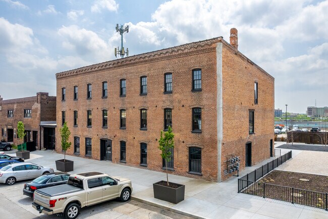 112 SE 4th St in Des Moines, IA - Building Photo - Building Photo