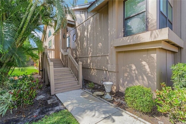 6621 Rolland Ct in Ft. Myers, FL - Building Photo - Building Photo