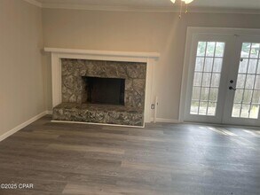 102 Hershel Ct in Panama City, FL - Building Photo - Building Photo