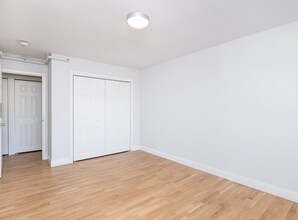 1422 Columbia Rd, Unit 8H in Boston, MA - Building Photo - Building Photo