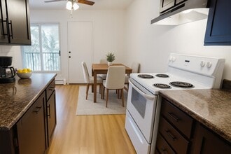 Broadmoor in Edmonton, AB - Building Photo - Building Photo