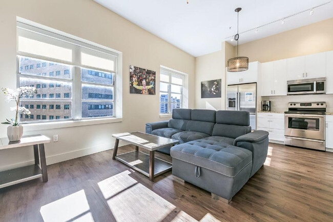 1111 Tulane Ave