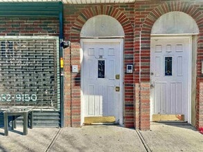 78 Orient Ave in Jersey City, NJ - Building Photo - Building Photo