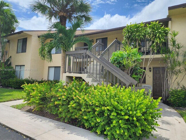 property at 21951 Soundview Terrace