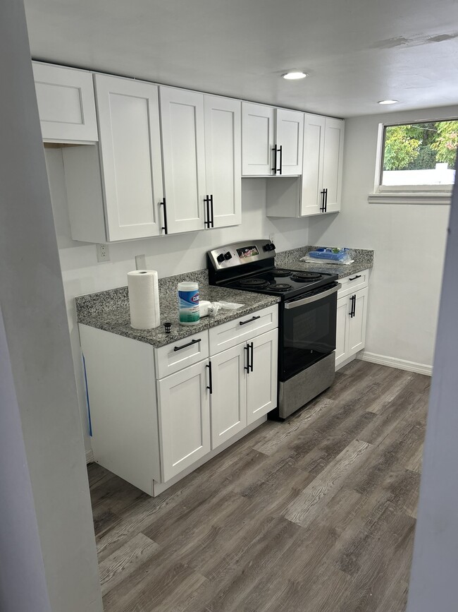 3980 Crayrich Cir in Orlando, FL - Building Photo - Building Photo