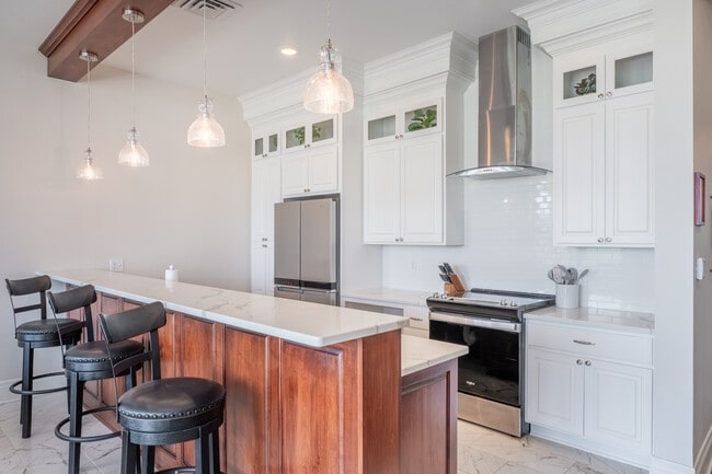 Pewits Landing 2 LLC in Baraboo, WI - Building Photo - Interior Photo