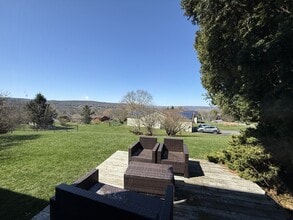 160 Westview Ln in Ithaca, NY - Building Photo - Building Photo