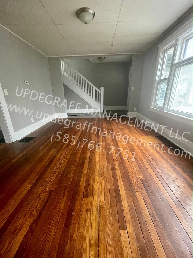 22 Stratford Park in Rochester, NY - Building Photo - Building Photo