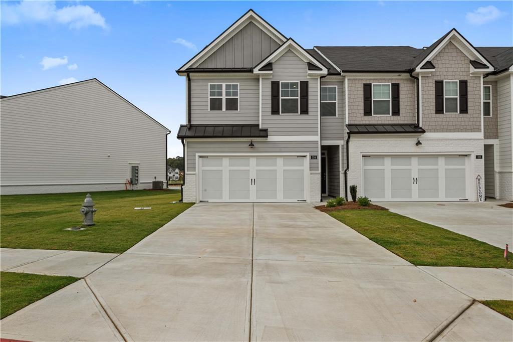 334 Sound Cir in Stockbridge, GA - Building Photo