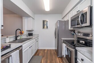 1102 Settlement Dr in Williamsburg, VA - Building Photo - Building Photo