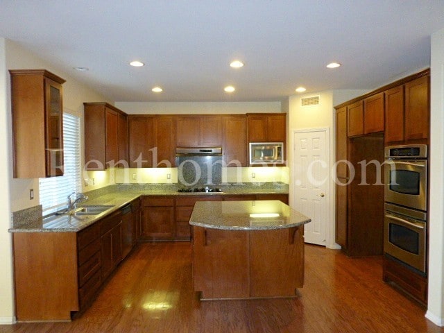 10527 Stony Ridge Way in San Diego, CA - Building Photo - Building Photo