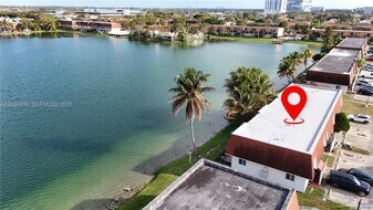 401 NW 109th Ave in Miami, FL - Building Photo