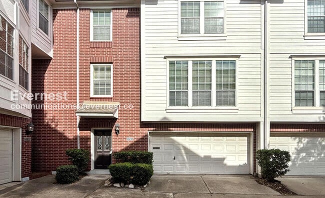 2244 La Branch St in Houston, TX - Building Photo - Building Photo