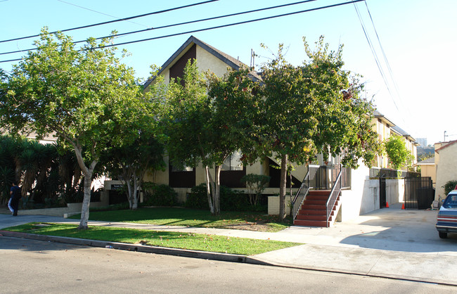 612 E Windsor Rd in Glendale, CA - Building Photo - Building Photo