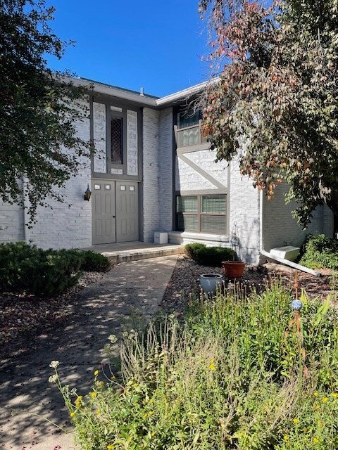 5751 E Ithaca Pl in Denver, CO - Building Photo