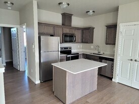 2173 Siddle Loop in Ferndale, WA - Building Photo