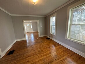 1023-1025 Lafayette Ave NE in Grand Rapids, MI - Building Photo - Building Photo