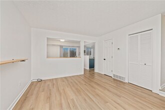 154 Norwich Dr in Rochester, NY - Building Photo - Building Photo