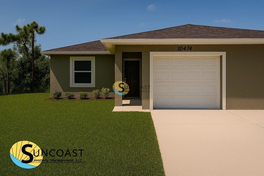 10474 Pendleton Ave in Englewood, FL - Building Photo