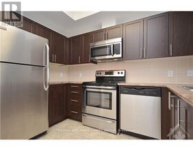 234-1234 Rideau St in Ottawa, ON - Building Photo - Building Photo