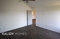 1400 Buena Vista Cir photo'