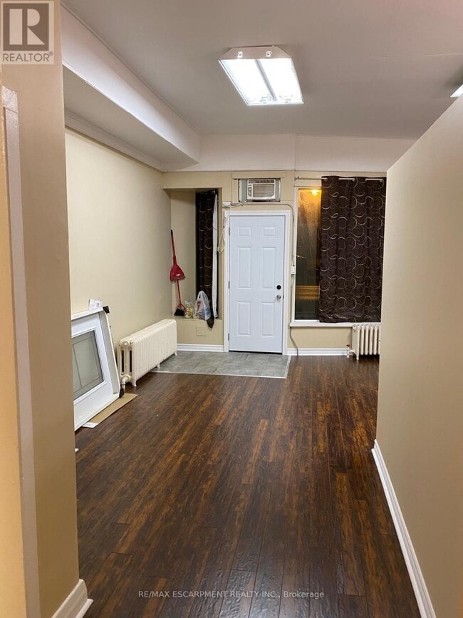 264 King St in Welland, ON - Building Photo - Building Photo