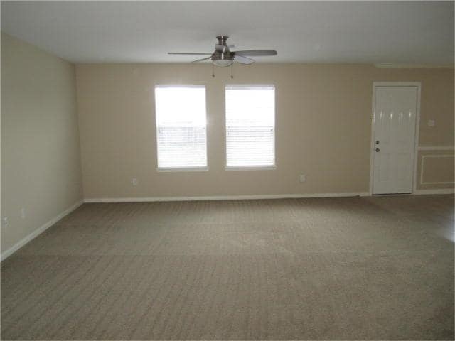 property at 11711 Elizabeth Ct