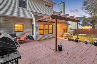 255 Thornbush Ln in Lawrenceville, GA - Building Photo - Building Photo