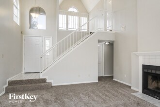 5322 Santrey Dr in Houston, TX - Building Photo - Building Photo