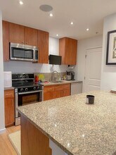 16 Miner St in Boston, MA - Building Photo - Building Photo