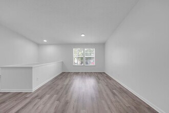 8309 Homeport Ct in Jacksonville, FL - Building Photo - Building Photo