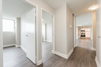 Two Ten Apartments in Brampton, ON - Building Photo - Building Photo