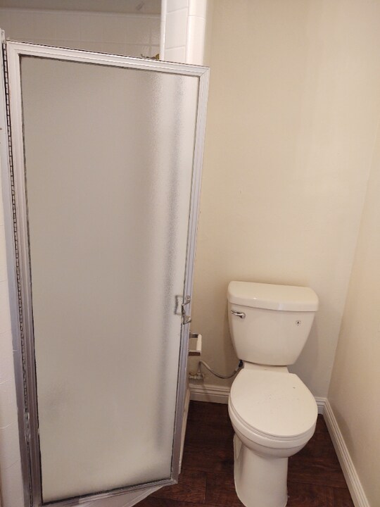 2221 E Lenita Ln-Unit -9 in Santa Ana, CA - Building Photo
