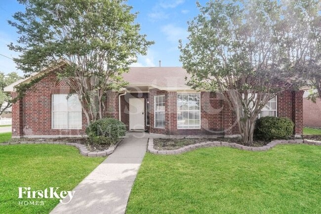 property at 2500 Crystal Falls Dr