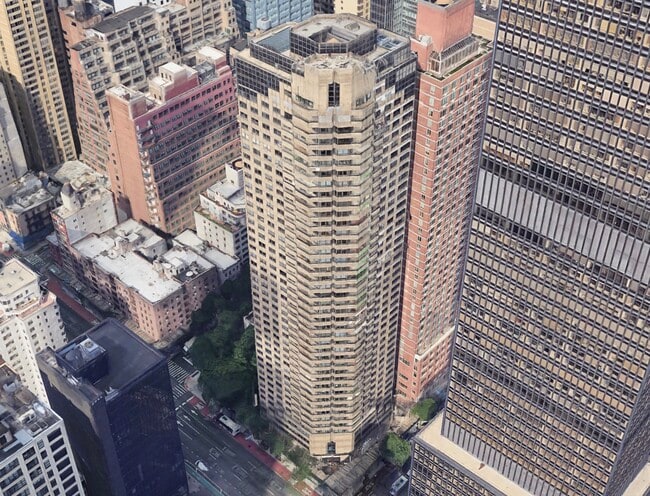 property at 240 E 47th St