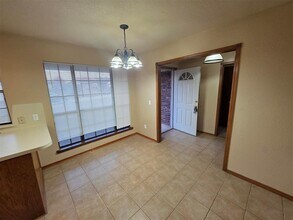 1917 Overland Trail in Choctaw, OK - Building Photo - Building Photo