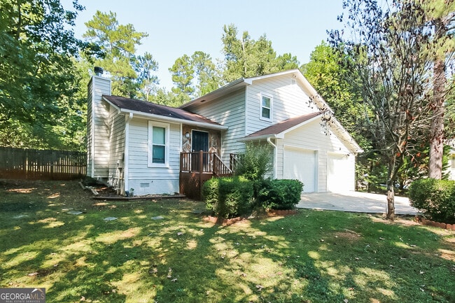 590 Mary Erna Dr in Fairburn, GA - Building Photo - Building Photo