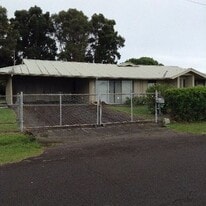 66 Makalani St in Hilo, HI - Building Photo