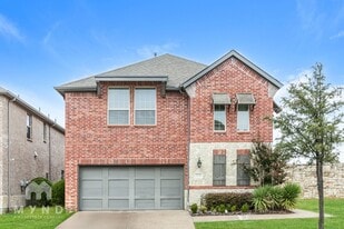 3121 Damsel Sauvage Ln in Lewisville, TX - Building Photo