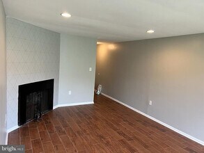 8671 Greenbelt Rd, Unit T-2 in Greenbelt, MD - Building Photo - Building Photo