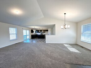 350 Hammerstone Dr in Moscow Mills, MO - Building Photo - Building Photo